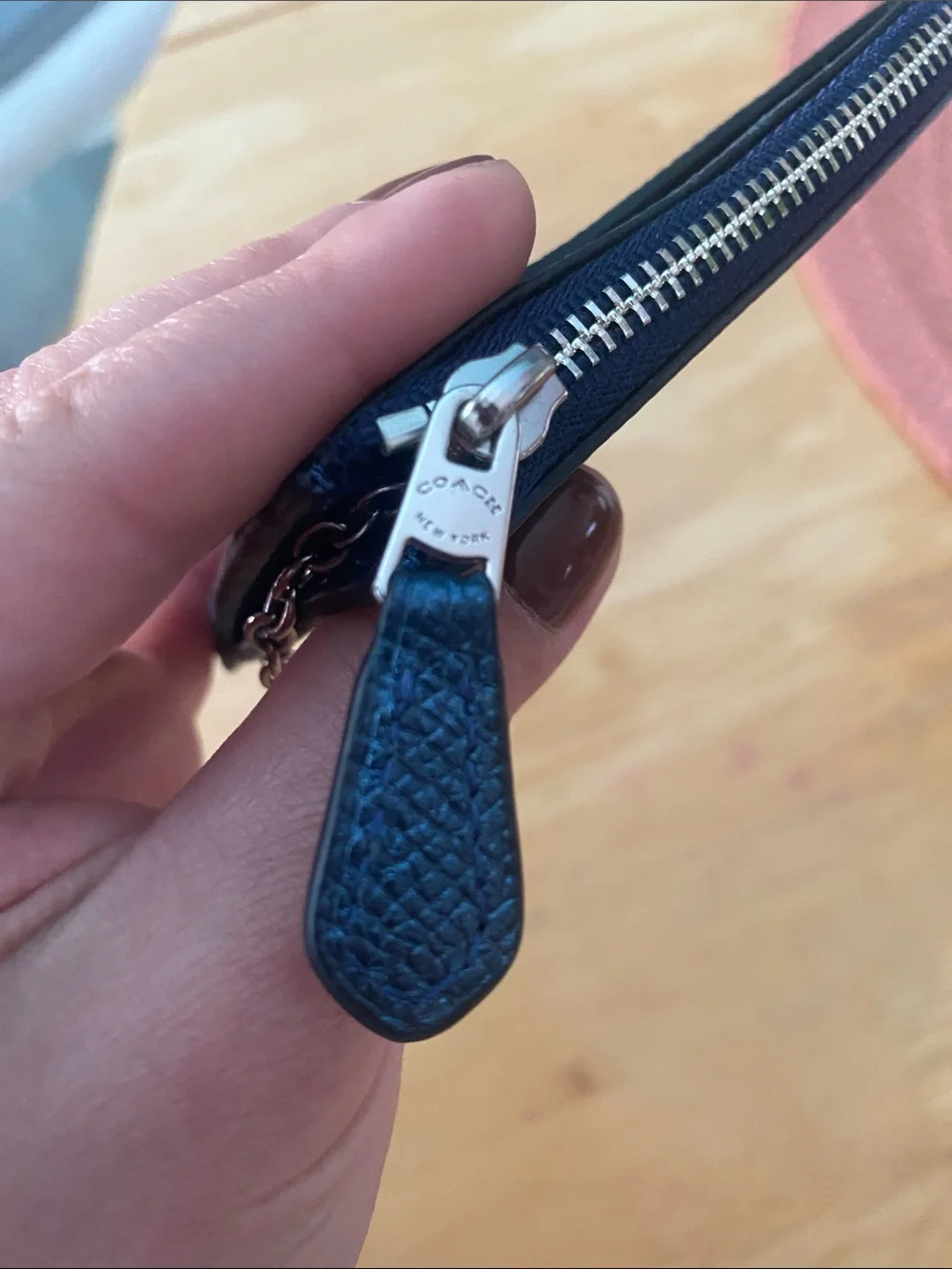 Coach small ID/key chain wallet NWOT cross grain